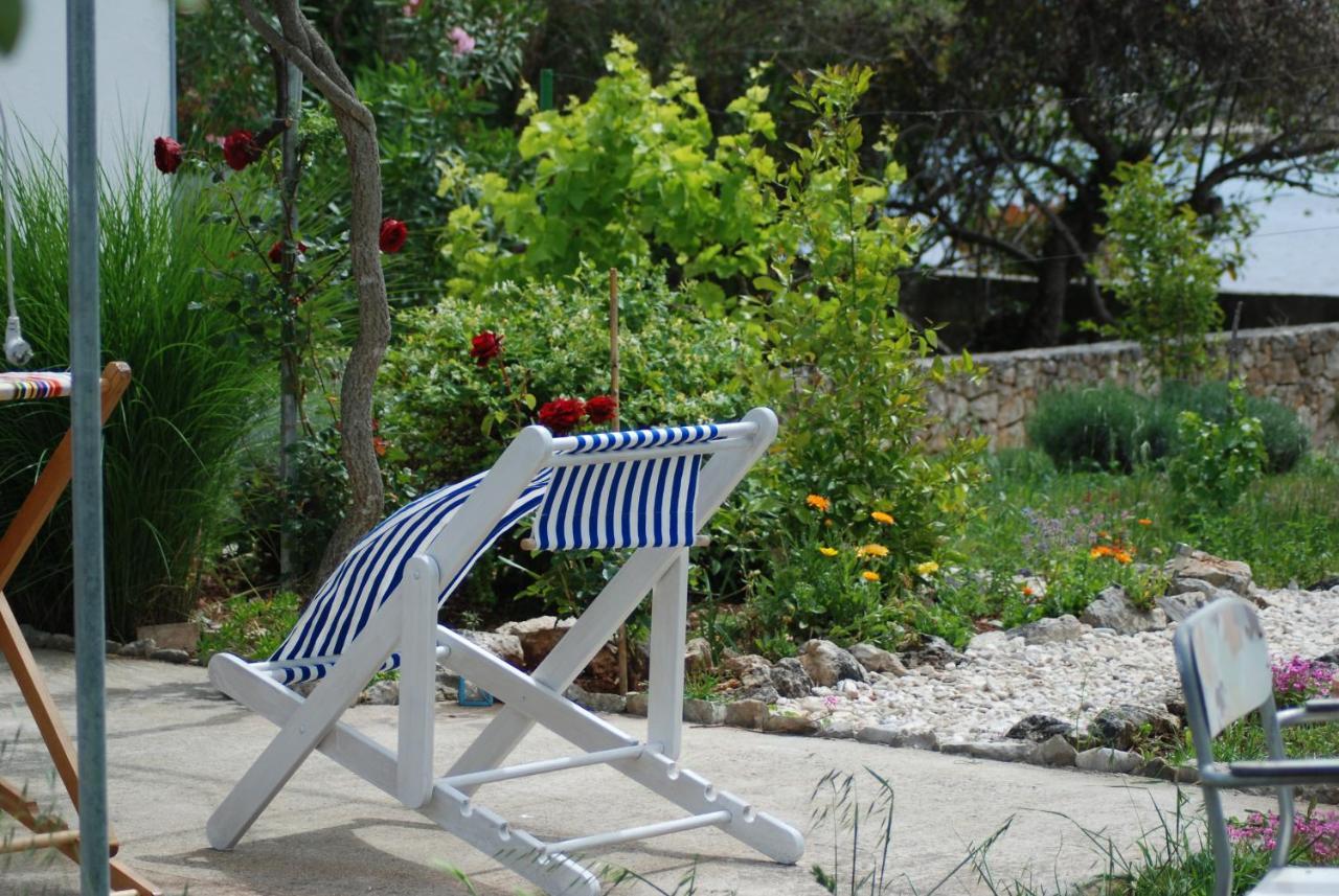Rustic Holiday Home Miketa Lukoran Buitenkant foto