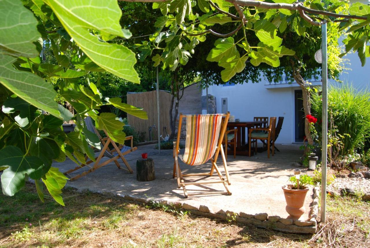 Rustic Holiday Home Miketa Lukoran Buitenkant foto