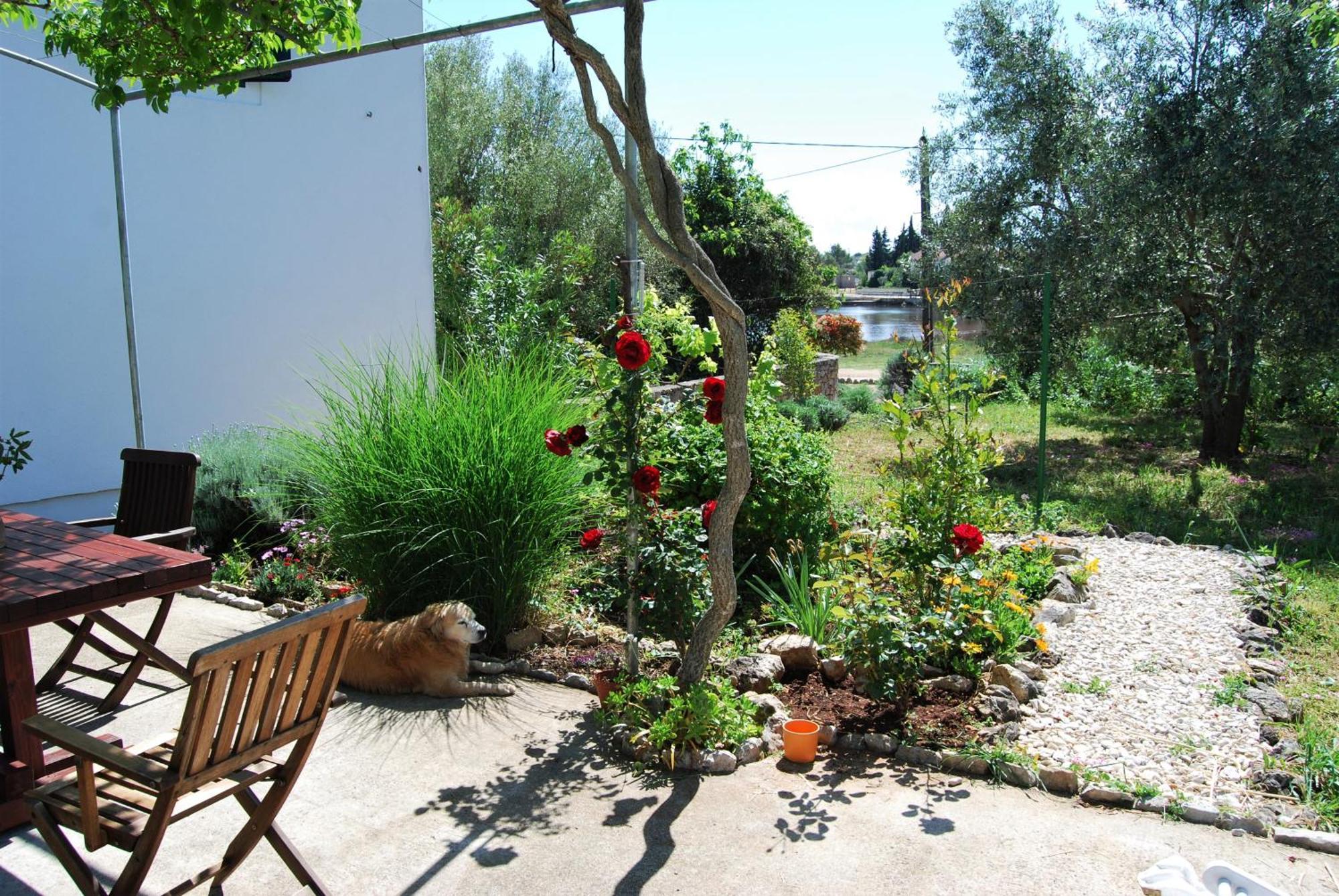 Rustic Holiday Home Miketa Lukoran Buitenkant foto